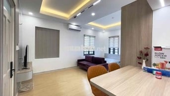 Luxury tách bếp ban công đầy đủ nội thất