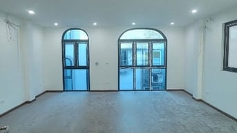 Chỉ 1 căn Lô góc, 3 thoáng -Trần Quý Cáp, 5.5m ngang, nở hậu, đẹp 