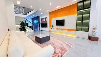 Bán nhà Vip - mới Nam Tri Phương Nhìn biệt thự