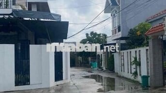 Đất kiệt Mai Đăng Chơn đối diện trường Đại Học