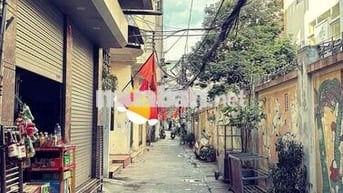 chính chủ cần bán nhà Ngõ quỳnh