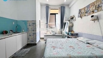 Căn Hộ Ngay Hàng Xanh Full NT Giờ Giấc Tự Do Gần Hutech, GTVT
