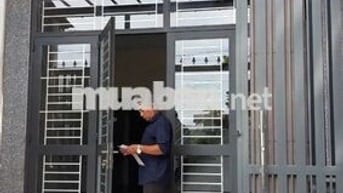 Cho thuê nhà nguyên căn mặt tiền đường Tân Thới Nhất 13C