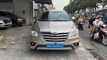 Toyota Innova 2014 E - 100000 km