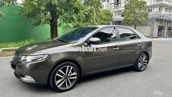 Kia Forte 2013 S 1.6 AT - 120000 km
