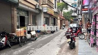 Lô Góc - Ô Tô Lùi Cửa - 30M Ra Ô TÔ Tránh - Nhiều Tiện Ích