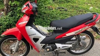 Xe wave, màu đỏ. Lợi xăng