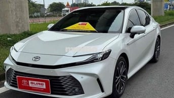 Camry HyBrid bản Top 2025 siêu lướt -Giá Còn Giảm