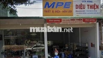 CHO THUÊ NHÀ - MẶT TIỀN PHẠM VĂN ĐỒNG - SẢNH KINH DOANH DÀI 20m.