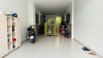 Cho Thuê Nhà Văn Phòng 1 Lầu giá 18 Triệu. Có Thang Máy