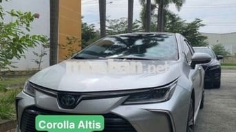 Toyota Corolla Altis Hybrid 2022 - 46088 km