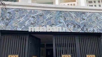 Chủ đang ở cần bán nhà vị trí cực đẹp  , đường Phạm Văn Chiêu vô 1/