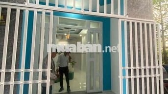 Nhà 50m2 , 1 trệt 1 lầu ,2 phòng ngủ ở gần chợ Nhị Xuân , Hóc Môn,