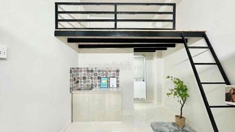 🏡 Trống Sẵn Phòng Có Gác Thoáng Mát - Nội Thất Cơ Bản