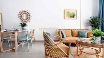 Bán căn 2PN.2WC tầng trung full nội thất đẹp The Botanica