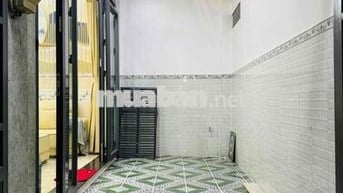 Bán nhà,65 m2 xây 4 tầng chỉ hơn 5 tỷ,Phạm Văn Chiêu quận Gò Vấp
