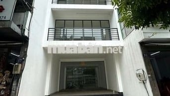 ⛩ [6mx30m]⛩ NHÀ MỚI XÂY MẶT TIỀN CỘNG HÒA, P.4, Q.TB❌ĐỐI DIỆN VINCOM