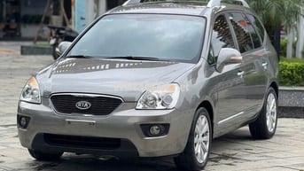 Kia Carens SX AT sx 2011