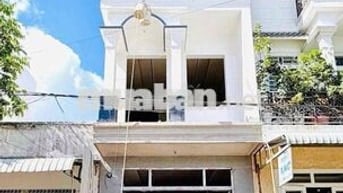 NHÀ 1 TRỆT 2 LẦU ĐƯỜNG SỐ 6 KDC ĐẠI HỌC Y DƯỢC CẦN THƠ