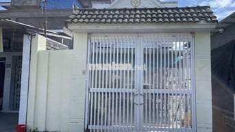 Bán căn nhà 1 trệt 1 lửng ở 1/ Phạm Thị Giây 96m2 SHR giá 1 tỉ 050tr