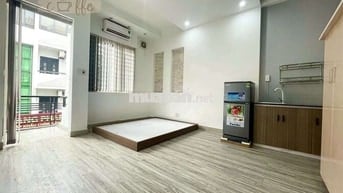 CHDV Studio Ban Công Full Nội Thất Ngay Khu Phan Xích Long