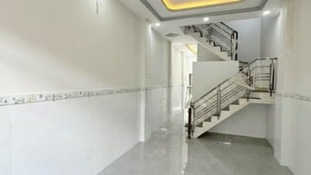Lô góc hẻm ô tô Âu Cơ, Tân Phú, 60m2, 4PN sát mặt tiền, chỉ 7 tỷ nhỉnh