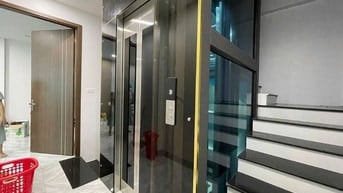 Bán nhà 5 tầng phố Phạm Tuấn Tài, có thang máy, ô tô tránh, phân lô