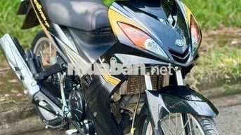 ex 135 up 2010 62sph pô êm đít zin 9c sơn xi new