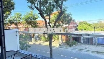 Cho thuê căn hộ 1 phòng ngủ mới keng ngay Khuê Mỹ