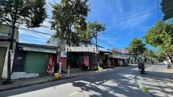 Bán Đất Kèm Nhà Mặt Tiền Tôn Đản Kinh Doanh Sầm Uất Gần Chợ