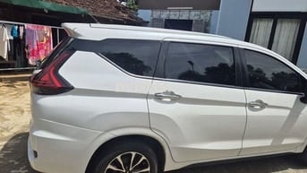18 992 2021 1.5 MT - 140000 km