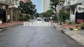 Cho thuê biệt thự mặt tiền khu đô thị Him Lam Quận 7