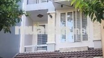 Cho thuê gấp nhà đẹp 3 tầng đường Bình Minh 3, gần cầu Rồng