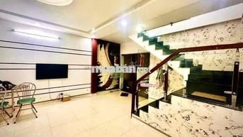 NHÀ ĐẸP 2 TẦNG - HOÀ XUÂN - GIÁ CHỈ CÒN 4,89 TỶ