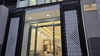 Nhà trệt lầu cách mặt tiền HTP chỉ 15m, mua 1 tặng 1 