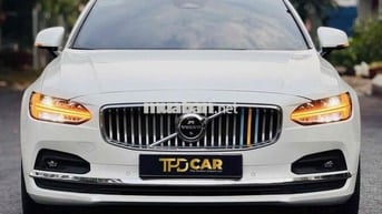 Volvo S90 LWB Ultimate B6 AWD 2022 Lướt 6000km
