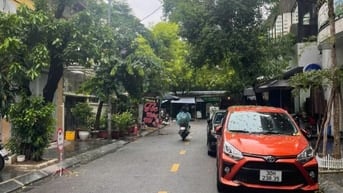Bán nhà phân lô liền kề phố Dương Đình Nghệ, Trung Kính, Phạm Văn Bạch
