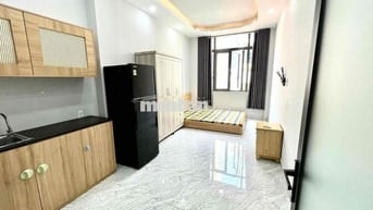 CHO THUÊ PHÒNG FULL NỘI THẤT – CÓ THANG MÁY - NGAY TRUNG TÂM Quận 10