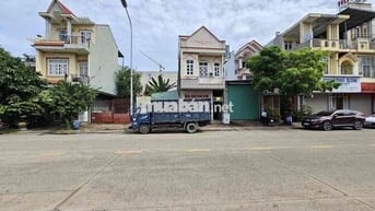 Đất xây Biệt thự khu VinCom Dĩ An, P Dĩ An, Tp Dĩ An.
