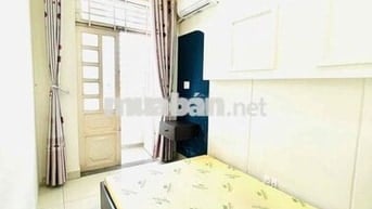 2PN1WC ban công sân phơi, full nội thất, gần ĐH VL,Hutech,Q1,3,GV