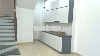 Bán nhà gần hvcs-- oto đỗ cửa- hơn 5 tỉ