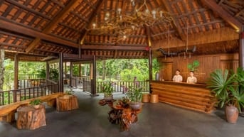 TUYỂN GẤP NHÂN VIÊN LỄ TÂN (NAM) 