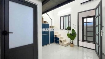 CH DUPLEX NGAY VĂN LANG CAO CẤP CÓ THANG MÁY - HẦM XE