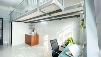 PHÒNG TRỌ BAN CÔNG Ở LIỀN ĐẦY ĐỦ NỘI THẤT, RỘNG 27M², KHÔNG CHUNG CHỦ