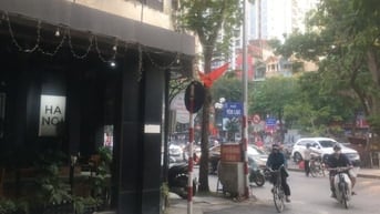 Bán nhà mặt phố Yên Lạc, phường Vĩnh Tuy, thoáng trước sau, ngõ thông.