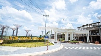 Bán gấp đất dự án 100m2, sổ hồng thổ cư, cách sân bay 3km.