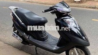 thanh lý Atila gác chân bấm zin êm xe sạch sẽ.