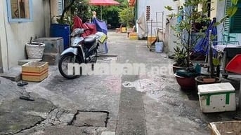NGUYÊN CĂN 4PN, 2WC, HẺM XE HƠI, NƠ TRANG LONG BÌNH THẠNH