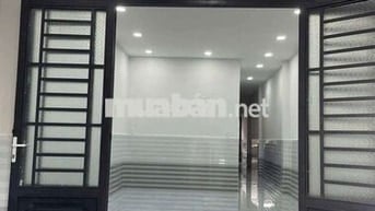 Nhà bán 4x24 m nhà đẹp vị trí đẹp