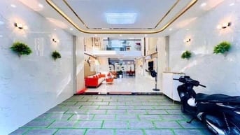 BÁN NHÀ HUỲNH TẤN PHÁT 5 TẦNG HẺM XEHƠI 6M FULL NỘI THẤT CAO CẤP 8.9T